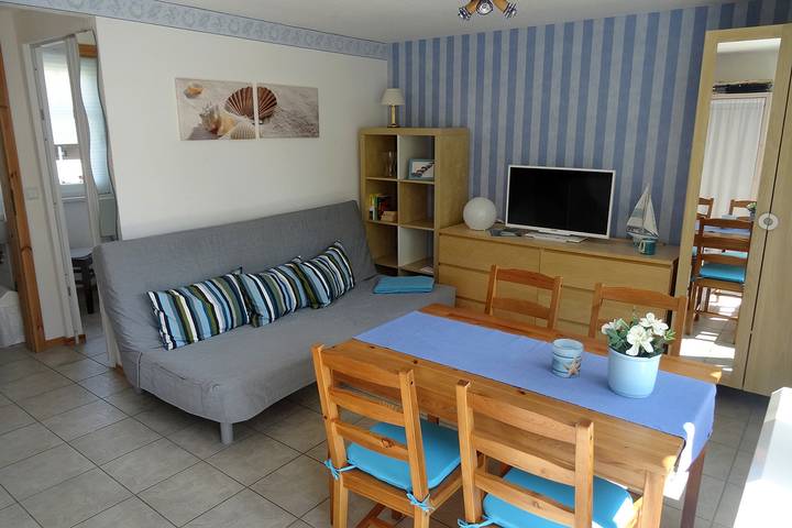 Bungalow for 3 people with terrace in Nienhagen, Rostock and Surroundings