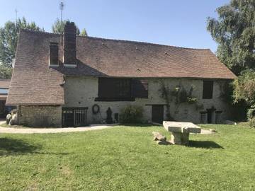 Gîte pour 11 personnes, avec jardin et vue, adapté aux familles à Saint-Clair-sur-Epte