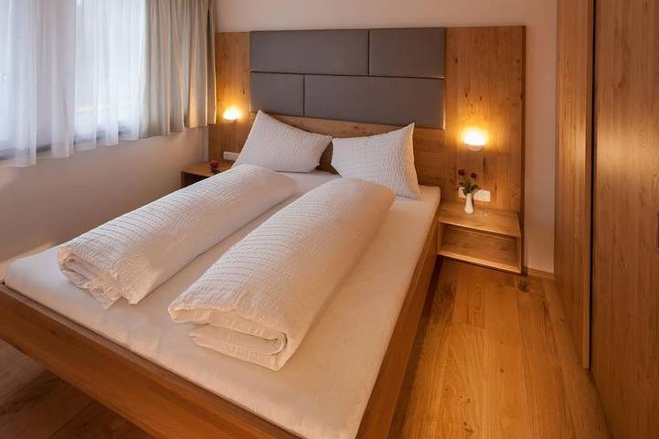 Ganze Wohnung, Doppelzimmer 2 - Hotel Sonnalpen in Bregenzerwald (Vorarlberg), Damüls