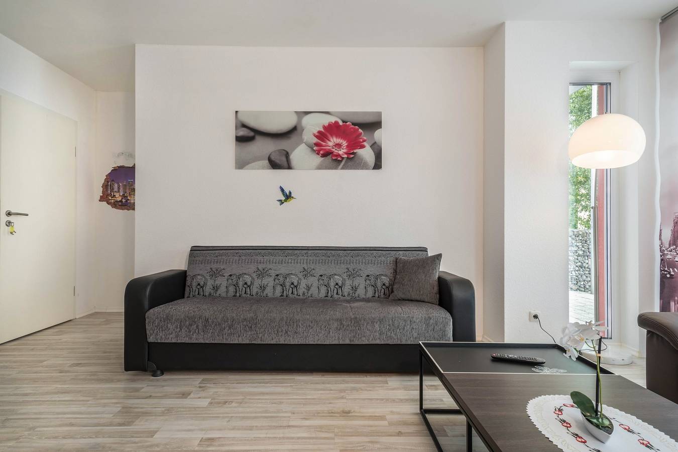 Entire apartment, Familien-Apartment 6 near the shore of Lake Constance with Terrace & Wi-Fi in Meersburg, Region Bodensee-Oberschwaben