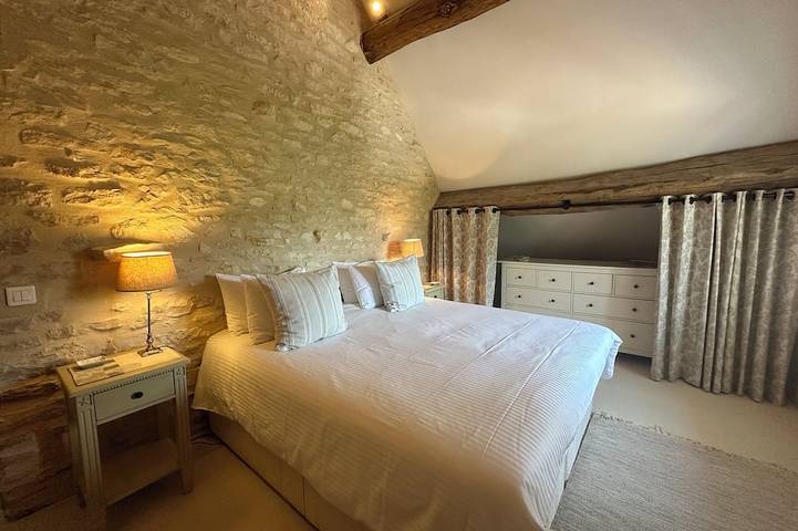 Location de vacances pour 6 personnes, avec jacuzzi ainsi que terrasse et jardin, animaux acceptés à Meursault - 2