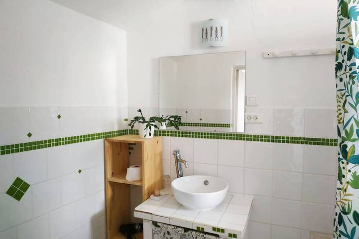 Location de vacances pour 2 personnes, avec terrasse et jardin à Herm - 4