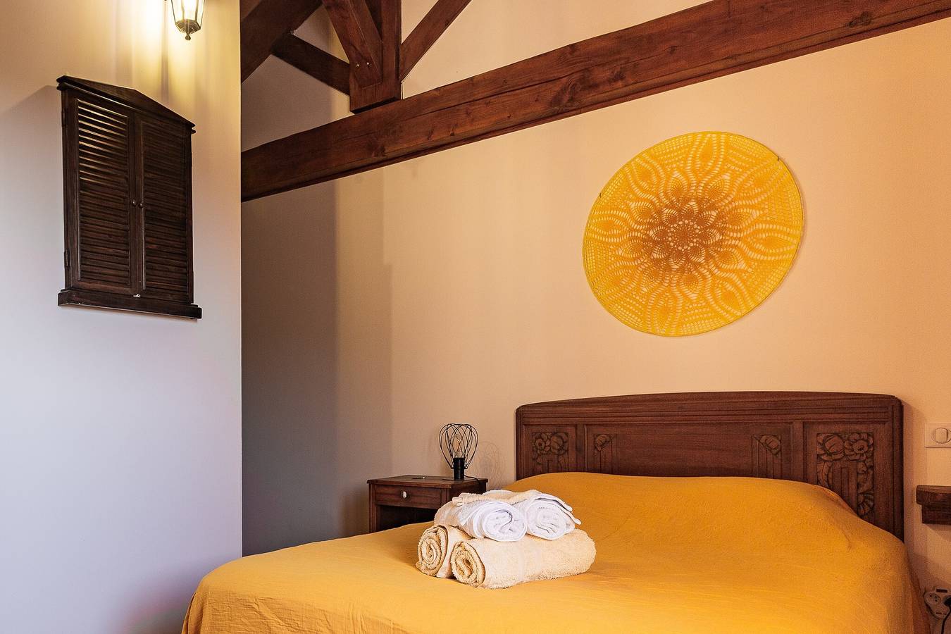 Chambre d’hôtes « Myrtille » avec terrasse partagée, jardin commun et Wi-Fi in Saint-Julien-Labrousse, Parc naturel régional des Monts d'Ardèche