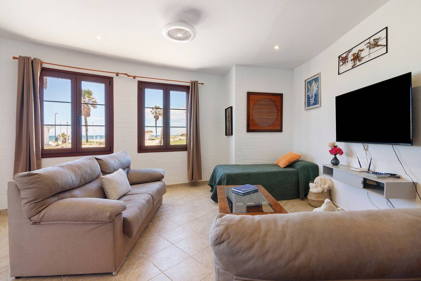 Casa à beira-mar em Matalascañas com vistas deslumbrantes para o oceano in Matalascañas, Almonte
