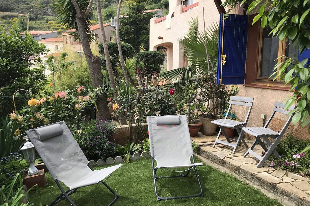 Entire apartment, Comfortable apartment in a quiet neighbourhood in La Côte Vermeille, Port-Vendres