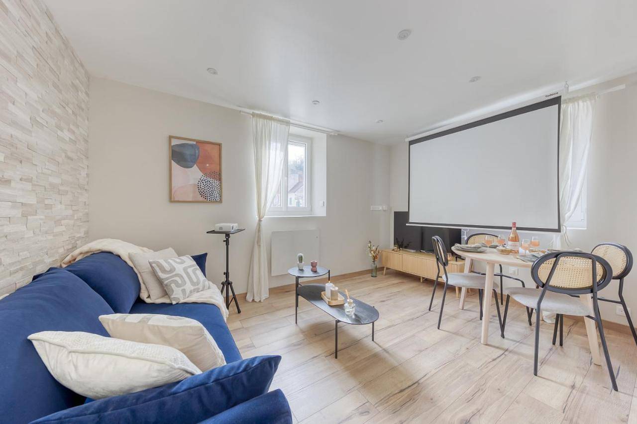 Appartement entier, One-Bedroom Apartment in Laigneville, Oise