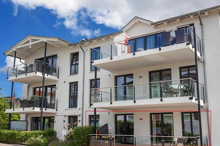 Ferienhaus mit Meerblick für 3 Personen, mit Ausblick und Seeblick sowie Balkon in Sassnitz - 2