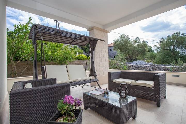 Ferienhaus in Ston / Mali Ston mit Terrasse, Klimaanlage, W-Lan, Waschmaschine (4542-1) in Ston, Dubrovnik-Neretva