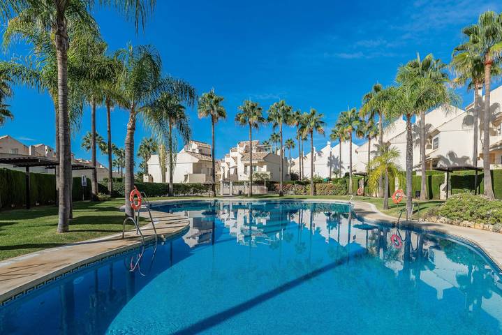 Ferienhaus für 8 Personen, mit Garten und Kinderpool in Marbella - 2