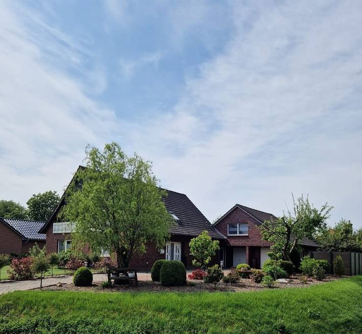 Ferienwohnung für 2 Personen, mit Terrasse und Garten in Upgant-Schott