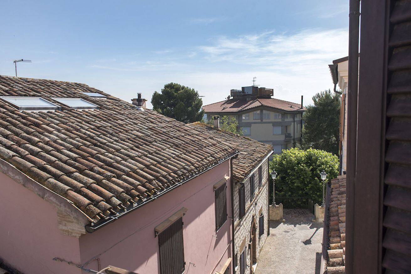 Apartamento entero, S187 - Sirolo, delightful sky-earth house in the lanes in Sirolo, Riviera del Conero