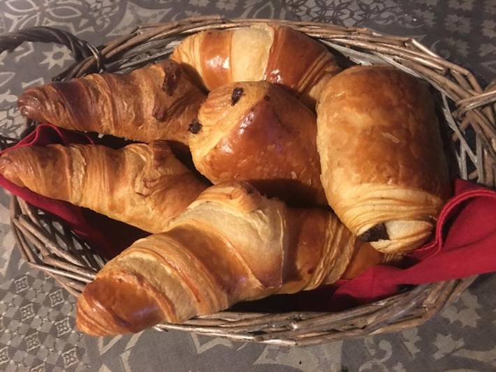 Location de vacances pour 3 personnes, avec piscine et jardin à Nazelles-Négron - 4