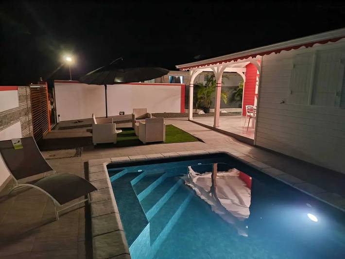 Location de vacances pour 6 personnes, avec jardin et piscine à Saint-François - 3