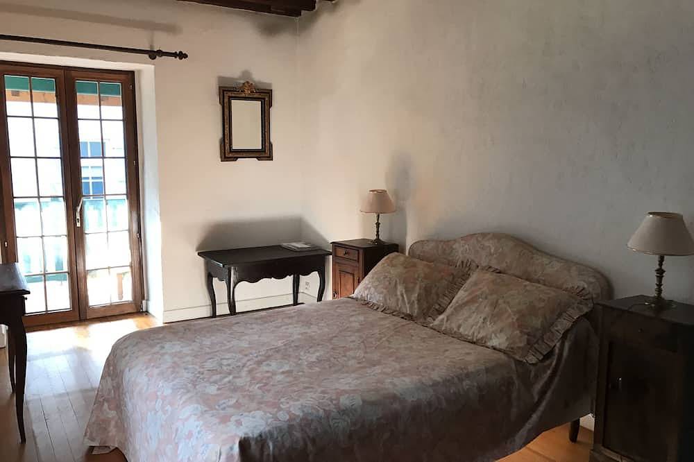 Maison de vacances au coeur du village in Borce, Béarn