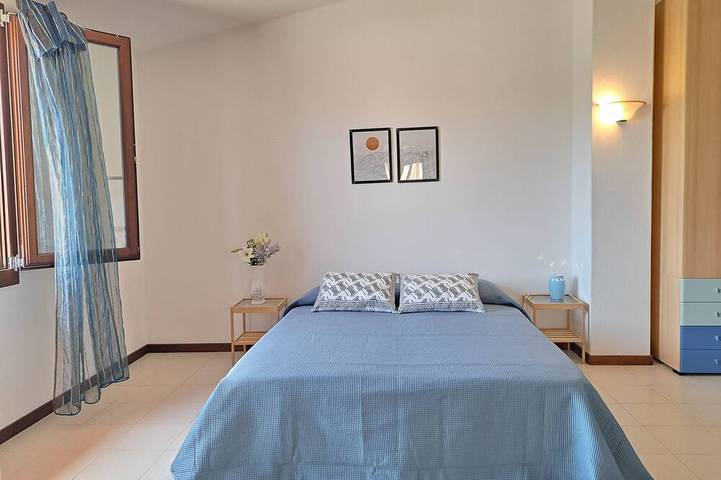 Appartement entier, 100 sqm apartment in South Sardinia Capoterra. Sea nature and sunshine all year round. in Capoterra, Province de Cagliari