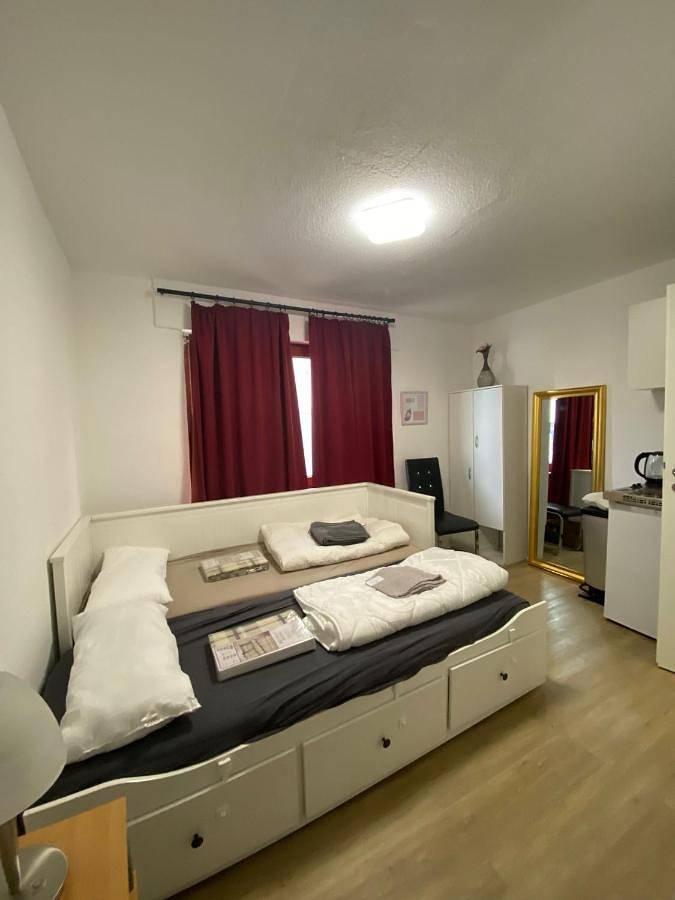 Ferienwohnung für 2 Personen in Bad Godesberg
