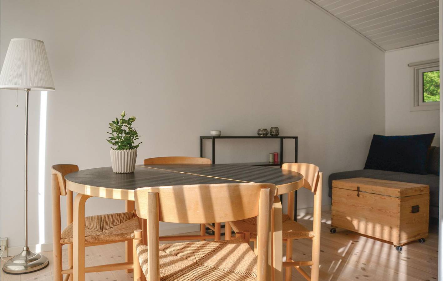 Ferienhaus für 4 Personen mit Terrasse in Holløselund, Tisvilde