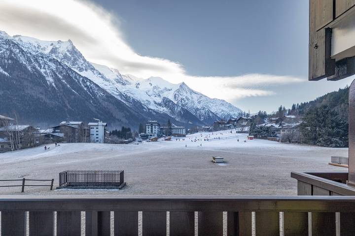 Entire apartment, Apartment 'Les Balcons Du Savoy' Mont Blanc View, Balcony and Wi-Fi in Brevent-Flegere, Chamonix-Mont-Blanc