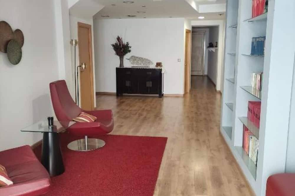 Alojamiento independiente de invitados el Olivo in El Prat de Llobregat, Bajo Llobregat