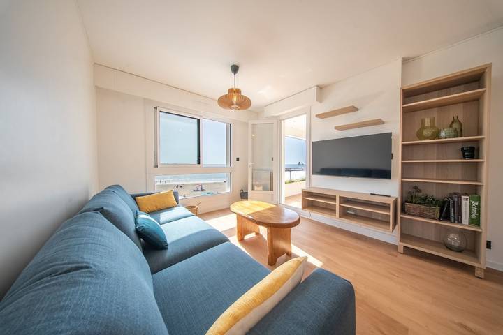 Gîte pour 4 personnes, avec balcon, adapté aux familles dans Office De Tourisme De Larmor Plage - 4