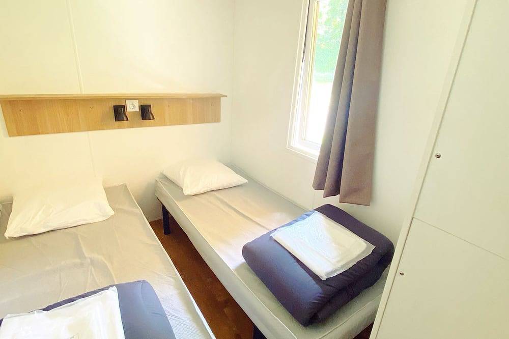 Mobil home 4 chambres neuf avec belle terrasse, à deux pas de Chantilly ! in Gouvieux, Oise