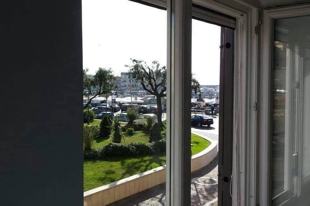 Entire apartment, Holiday apartment Pozzuoli for 1 - 6 persons with 1 bedroom - Holiday apartment in one or multi-fami in Pozzuoli, Naples Province