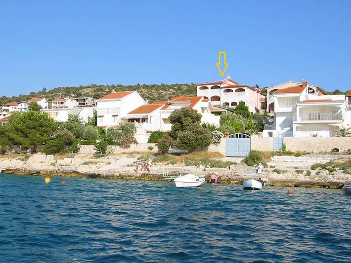 Apartament wakacyjny dla 2 osób, z balkon w Razanj