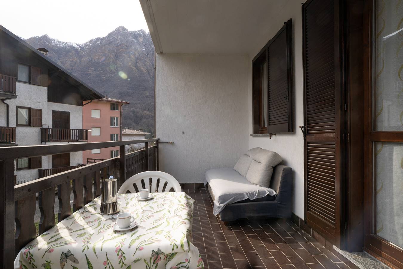 Ganze Wohnung, Valley Hideaway with private garden near Como lake in Taceno, La Valsàssina