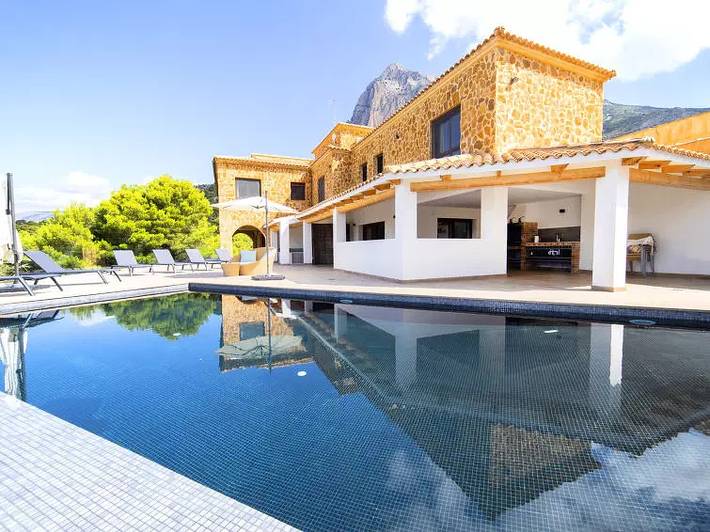 Villa voor 9 personen, met terras en zwembad in Finestrat
