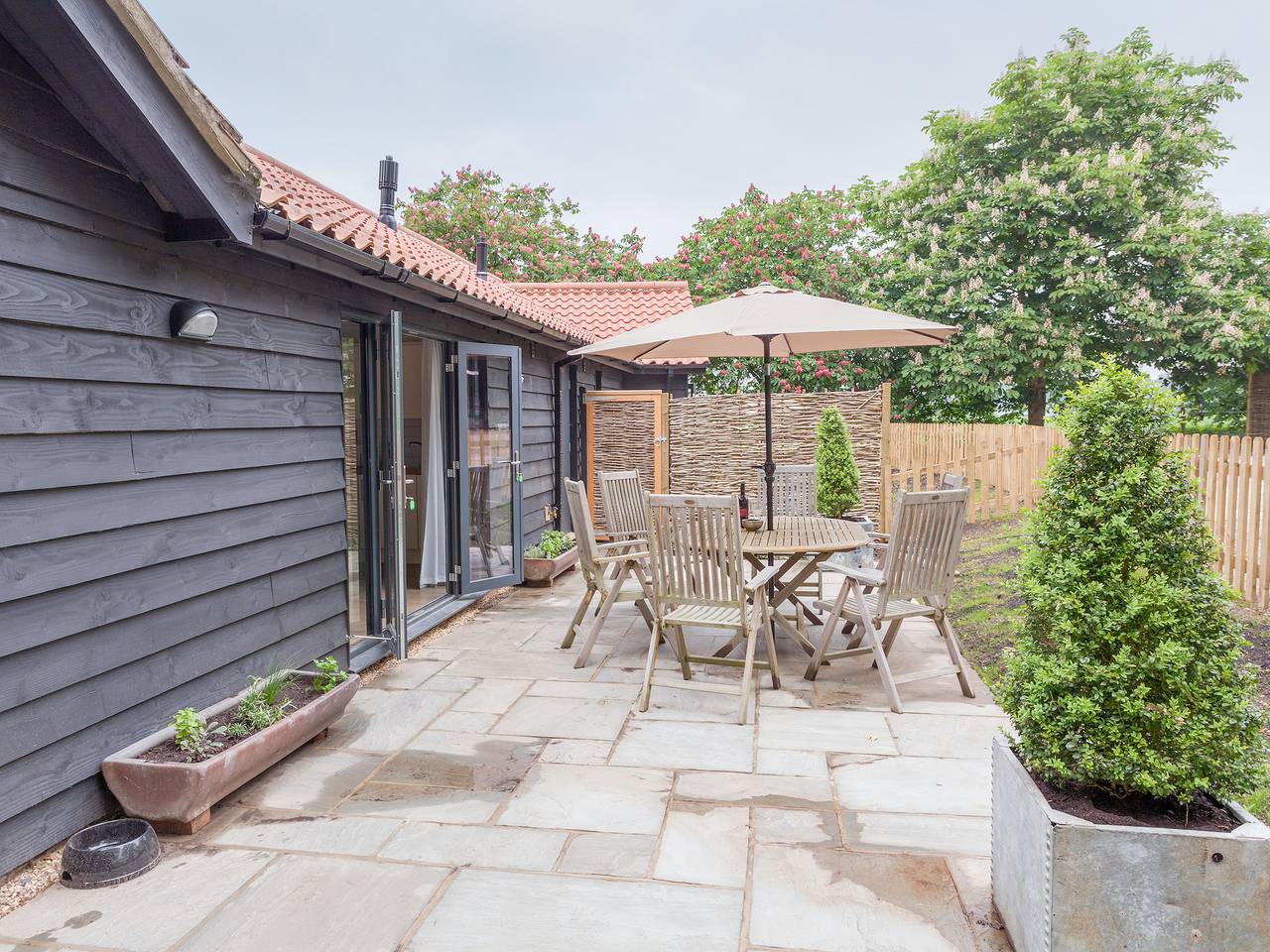 The Stables in Beauworth, South-Downs