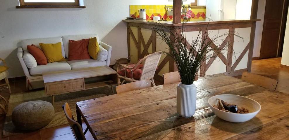 Location de vacances pour 8 personnes, avec terrasse et jardin à Saint-Jean-la-Poterie - 4