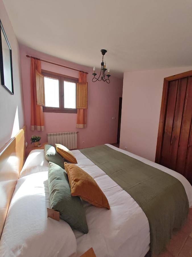 Casa de vacaciones para 10 personas, con Terraza y Jardín además de Piscina y Vistas en Provincia de Cuenca - 3