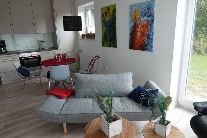 Ferienwohnung für 4 Personen, mit Terrasse und Garten in Wremen