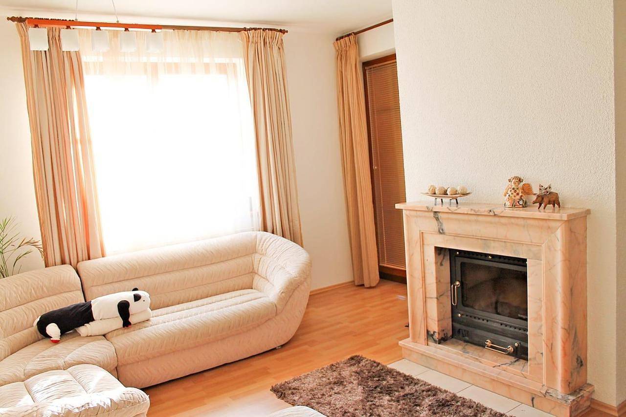 Villa Gejzir 37 in Karlsbad, Karlsbad Regio