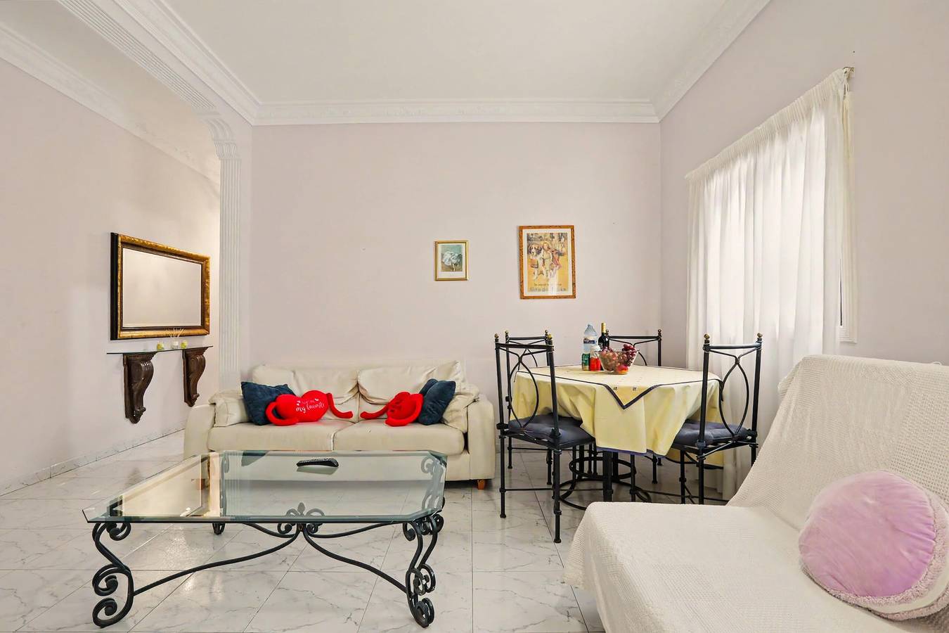 Entire apartment, Totally renovated holiday accommodation "Los Cristianos 2-bed beach property"  in Los Cristianos, Arona