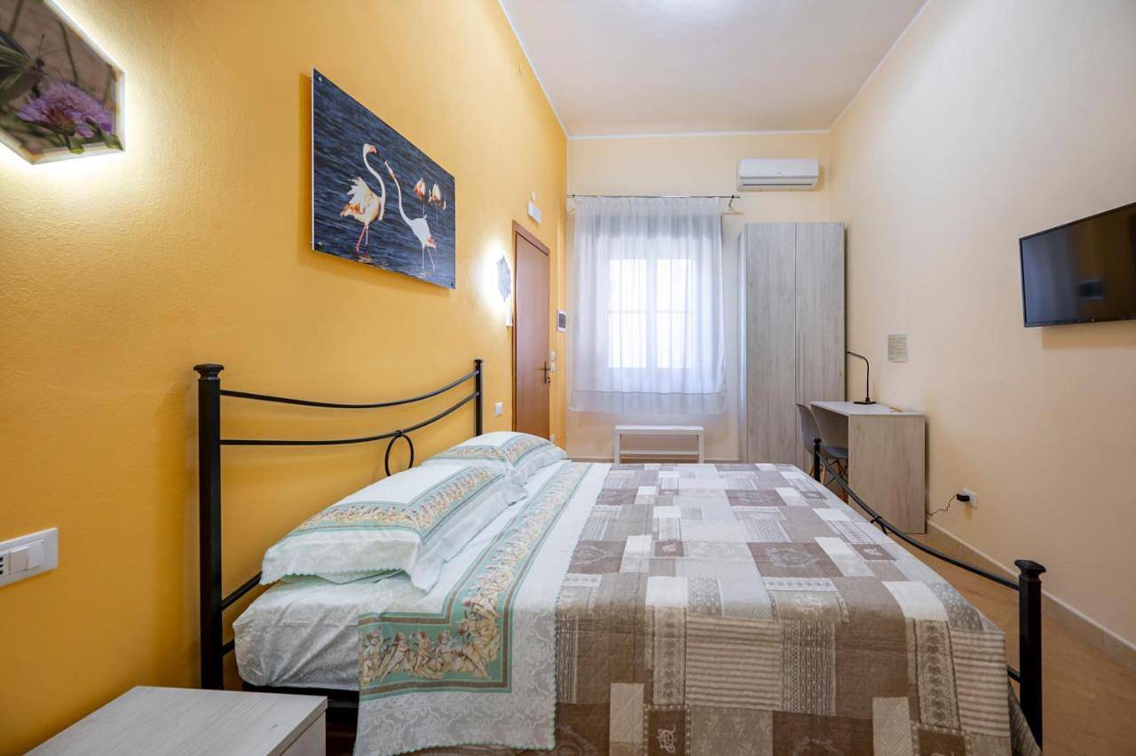 Il cappello sulle 23! Camere in affitto breve in Avola, Province de Syracuse