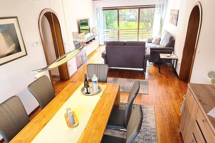 Ferienwohnung für 6 Personen, mit Garten in Ayl