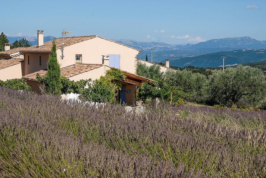 Bastide Saint-Pierre in Cruis, Forcalquier region