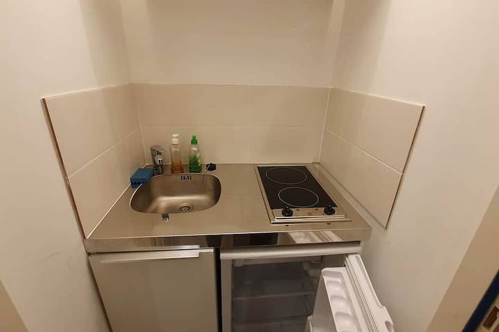 Ganze Wohnung, Fully-equipped accommodation in a quiet village near Ambérieu-en-Bugey in Douvres, Belley
