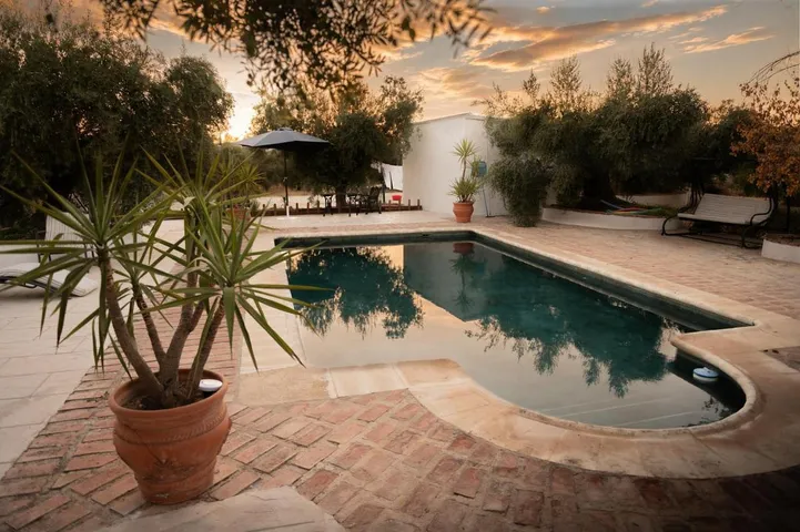 Casa rural para 4 personas, con piscina además de jardín y vistas, Se admiten mascotas - 1