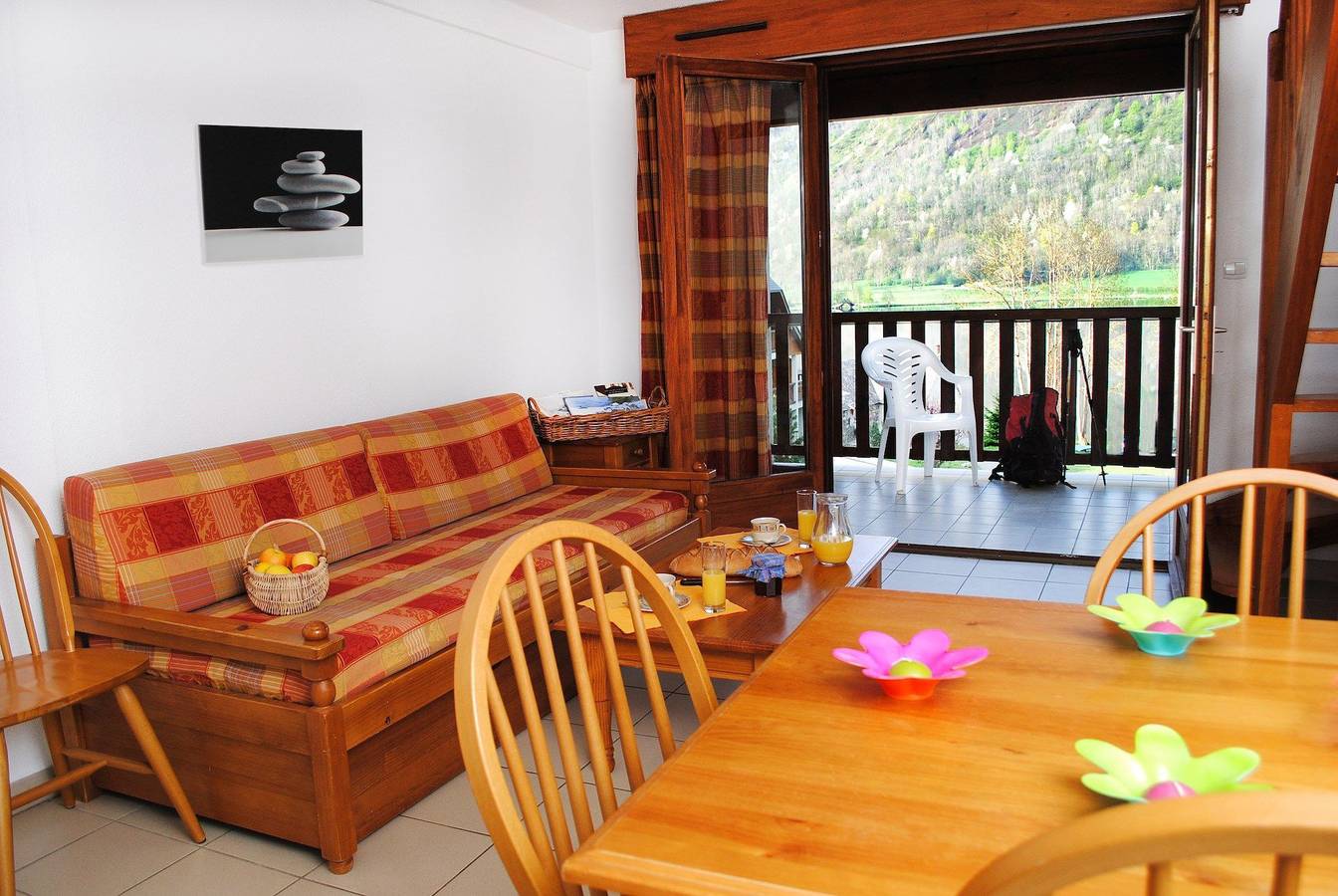 Appartement entier, Appartement de vacances pour 6 personnes avec balcon in Loudenvielle, Pyrénées