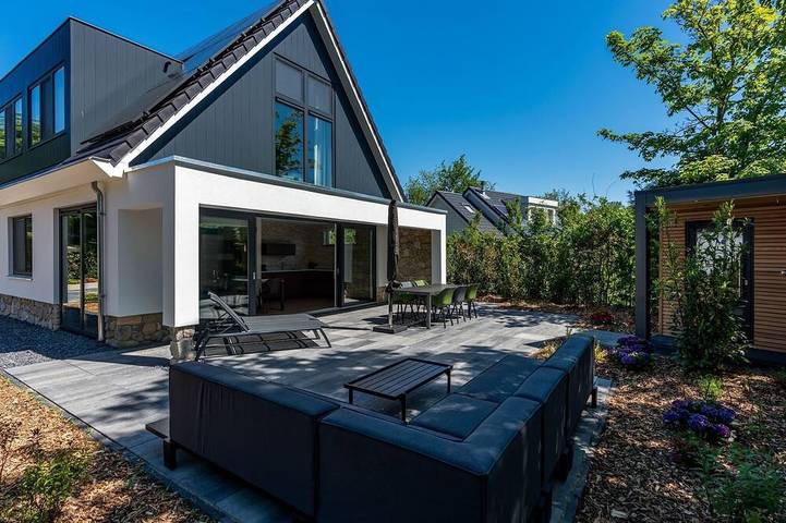 Villa voor 6 personen, with sauna and tuin as well as terras in De Koog