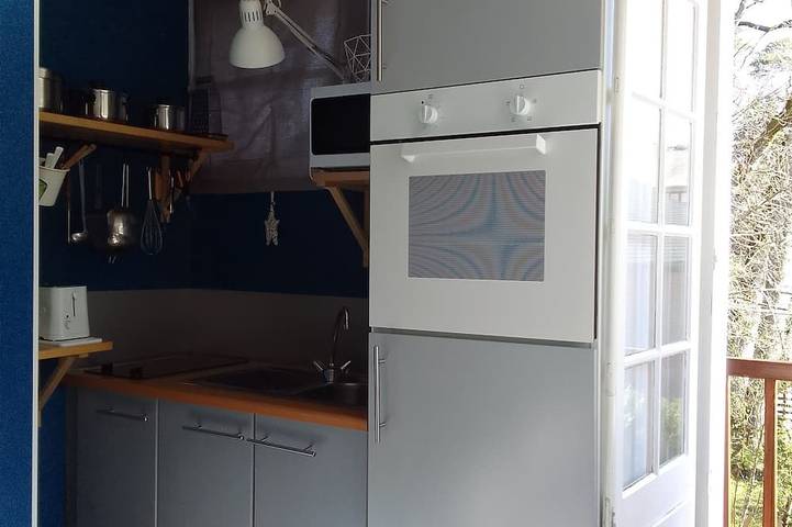 Entire apartment, Modern apartment in the Belle Epoque district in Bagnoles-de-l'Orne, Parc naturel régional Normandie-Maine