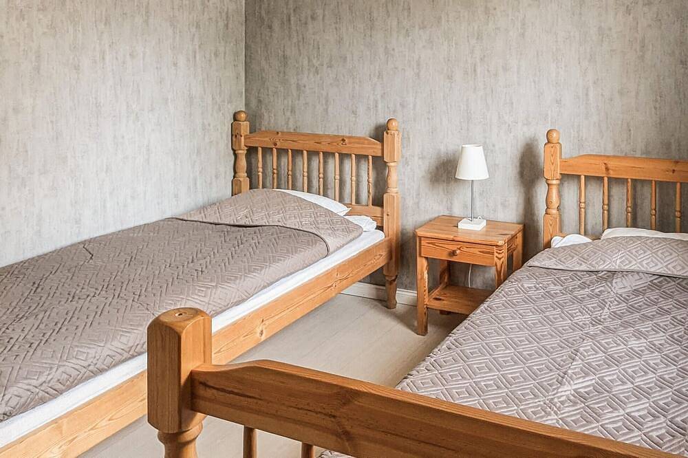 Hus för 6 Personer med trädgård in Borlänge, Dalarna