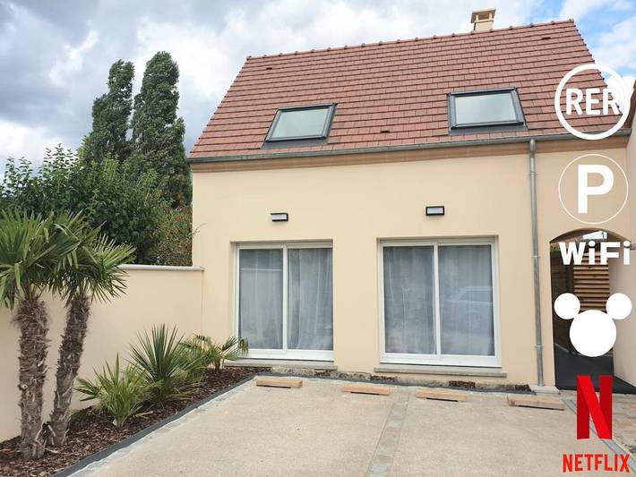 Location de vacances pour 5 personnes, avec terrasse à Favières (Seine-et-Marne)