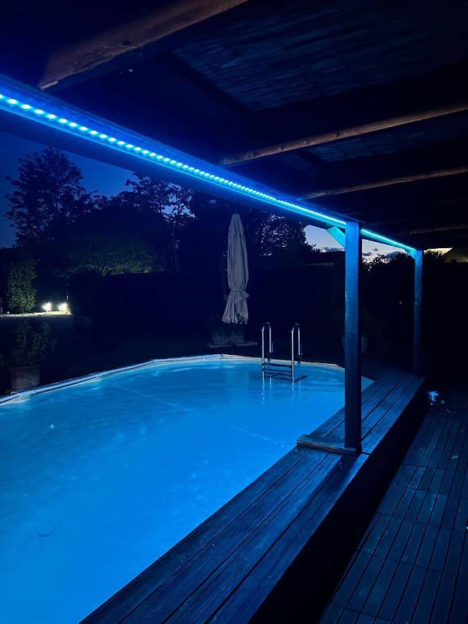 Location de vacances pour 4 personnes, avec piscine ainsi que jardin et jacuzzi à San Giuliano Terme - 4