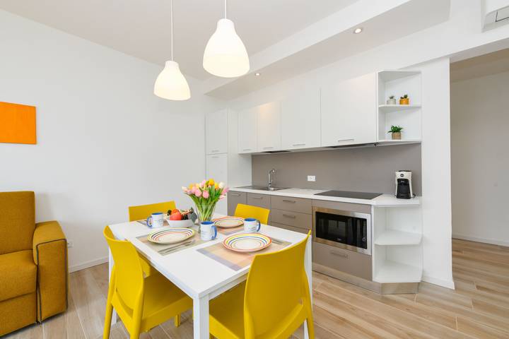 Ferienwohnung für 4 Personen, mit Seeblick und Balkon in Brenzone - 2