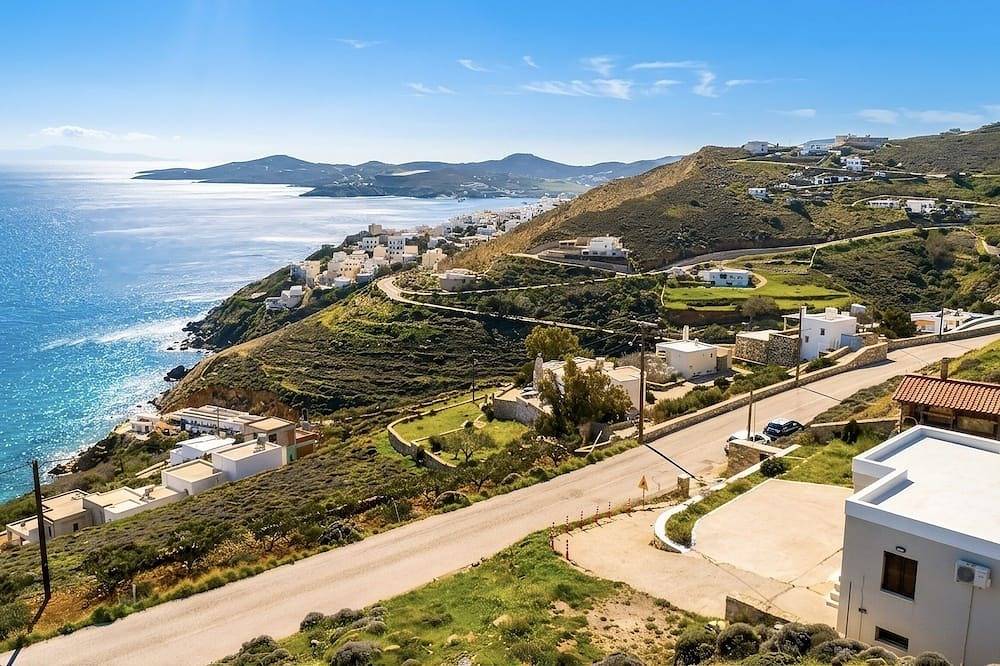 Villa for 5 People in Ano Syros, Syros