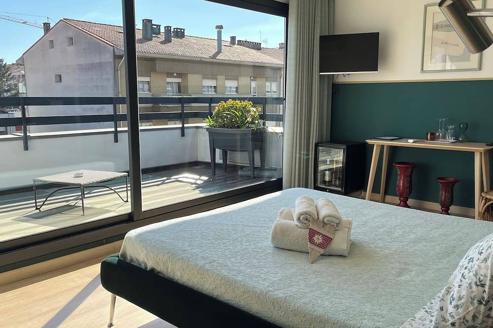 Vila Camélia - Suite Paixão with private terrace in Porto, Porto District