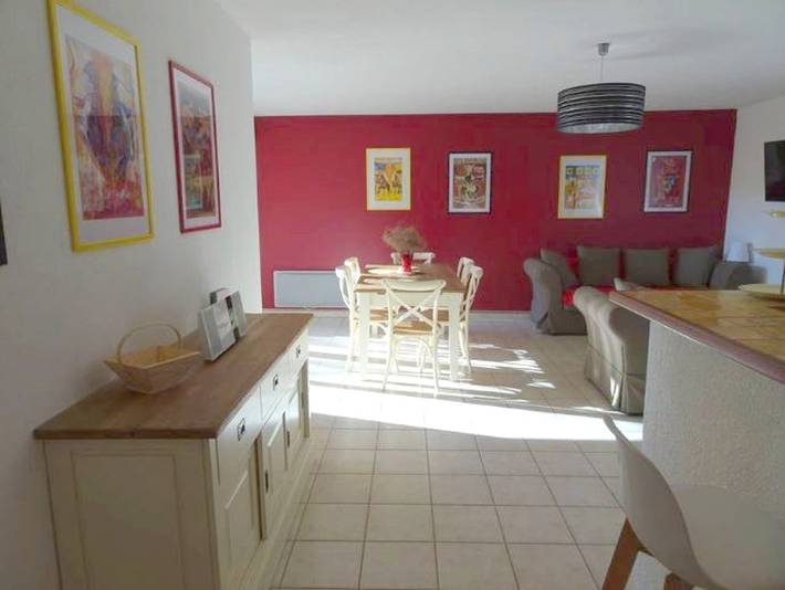 Gîte pour 6 personnes, avec terrasse et piscine à Aigues-Mortes - 3